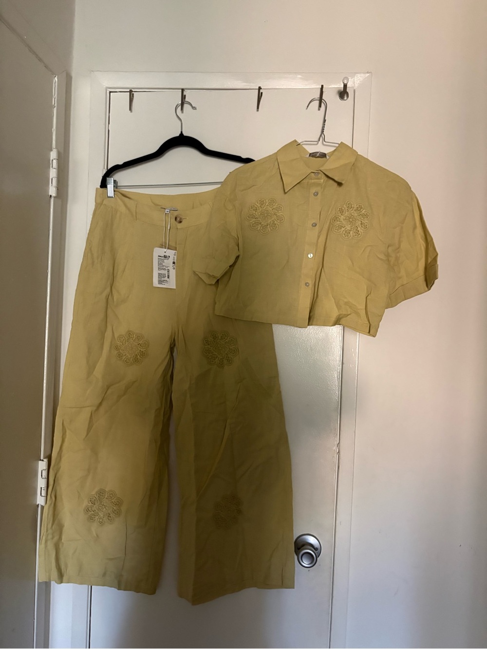 Cropped Button-Front Top & Wide Leg Pants Set - Yellow/ Indowestern set